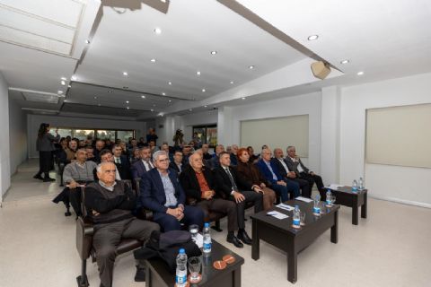 Büyükşehir, ‘Mersin Ekonomisinin Dünü, Bugünü, Geleceği’ Konulu Panel Düzenledi