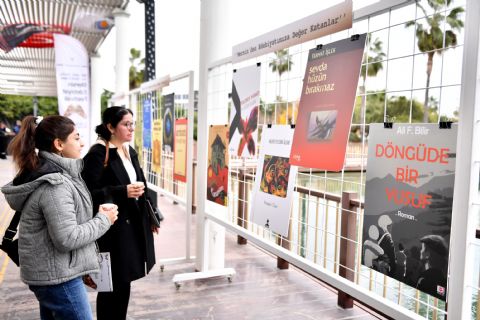 Mersin Edebiyat Festivali 2. Gününde De Dolu Dolu Geçti