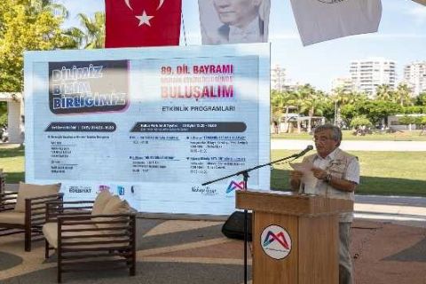 Mersin'de Türk Dil Bayramı kutlandı