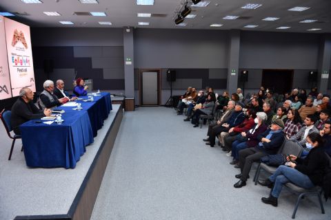 Mersin’i Edebiyat Rüzgarı Sardı