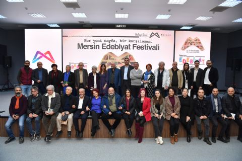 Mersin’i Edebiyat Rüzgarı Sardı