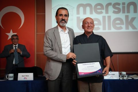 ÜÇ ÇINAR, BİR KENTİN HİKÂYESİNİ ANLATTI