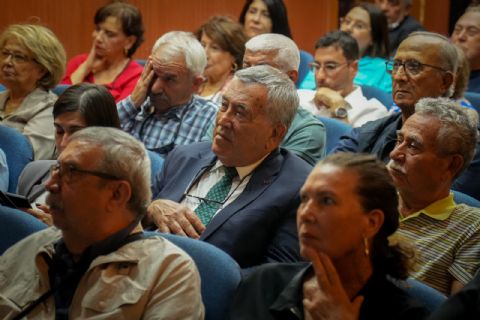 ÜÇ ÇINAR, BİR KENTİN HİKÂYESİNİ ANLATTI